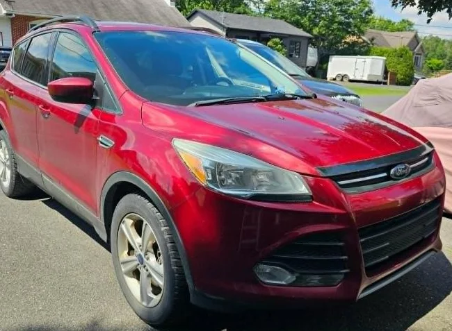 VUS Ford Escape 2014 thumbnail 3