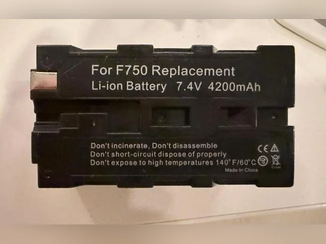 Ensemble de 4 panneaux d’éclairage vidéo LED508A – Kit complet thumbnail 3