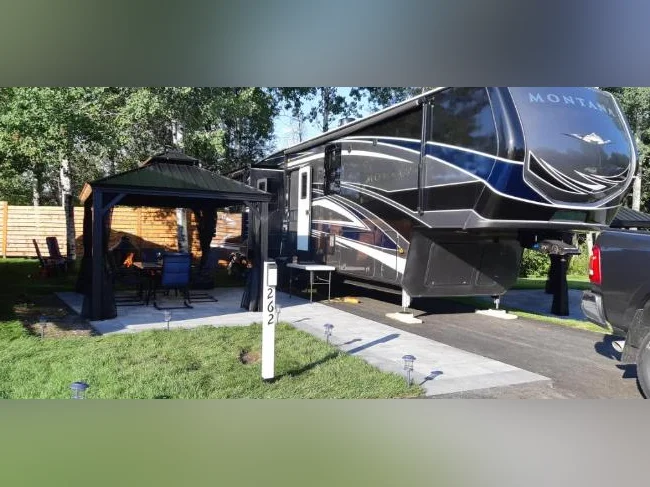 TERRAIN A VENDRE CAMPING PARC BROMONT