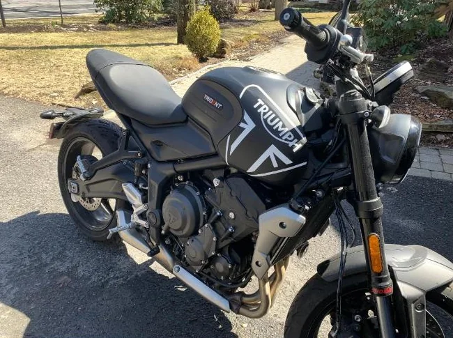Triumph trident 2022 thumbnail 5