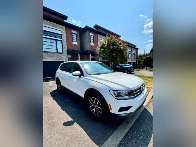 2018 Volkswagen Tiguan Comfortline 4MOTION | 7 places | Toit panoramique | 133 000 km thumbnail 4