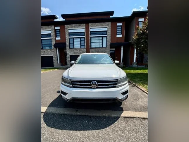 2018 Volkswagen Tiguan Comfortline 4MOTION | 7 places | Toit panoramique | 133 000 km thumbnail 5