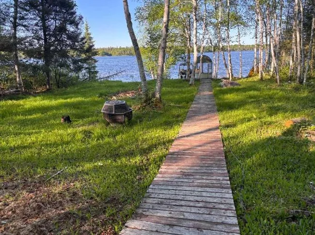 chalet a vendre a la baie carrière thumbnail 8