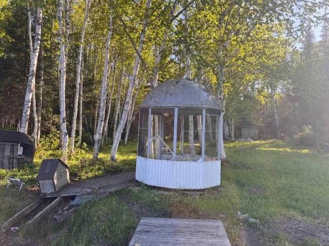 chalet a vendre a la baie carrière thumbnail 6