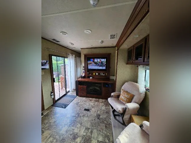 Cedar Creek Cottage 2012 40 pieds thumbnail 6