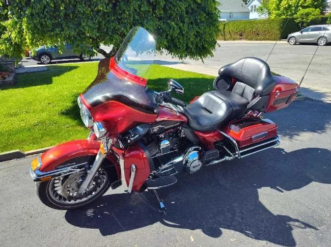Moto HD FLHTCU 2012
