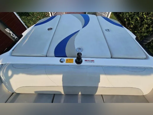 Air Nautique 2003 Team 210 thumbnail 8