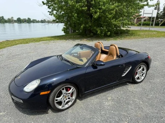 Porsche Boxster. S. 3.2 litres. 6 speed thumbnail 2