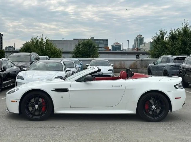 Aston Martin Vantage S 2014