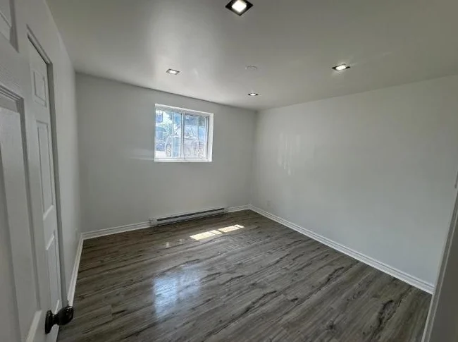 3 Bedroom thumbnail 7