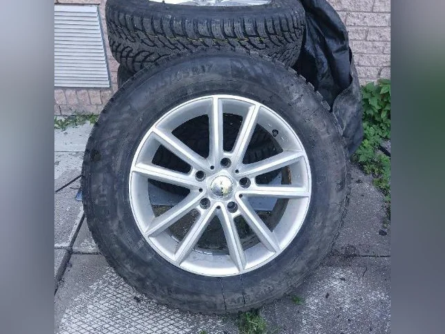 225/65R/17 Winter tires Nokian Nordman thumbnail 2