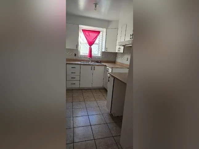 Duplex à potentiel - Parfait pour propriétaire occupant ! quartier St-Jean-Baptiste, Drummondville thumbnail 5