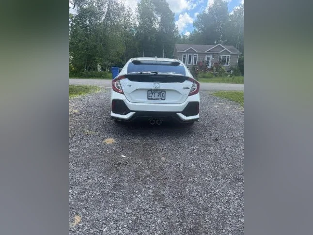 Honda Civic sport Touring 2017 thumbnail 2