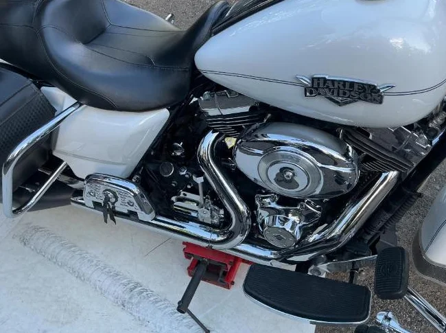 Moto Harley Davidson thumbnail 3