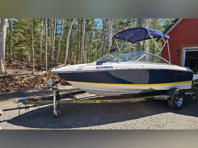 Bateau REGAL 1900 / Remorque Prestige / Elevateur pneumatique