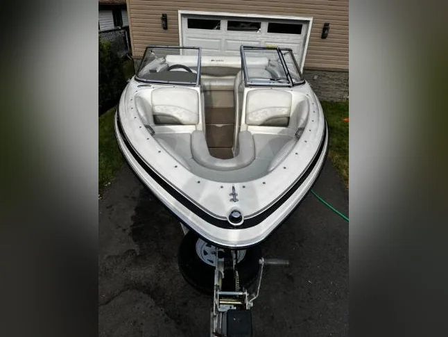 Larson 180 SEI – 2006 – 15 000 $ CAD – Remorque incluse thumbnail 4
