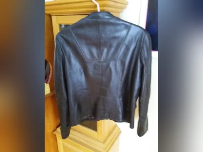 AUBAINE!!! Manteau de printemps NEUF en CUIR brun foncé pour femmes grandeur Large thumbnail 2