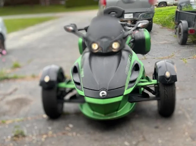 Can-am Spyder 2012