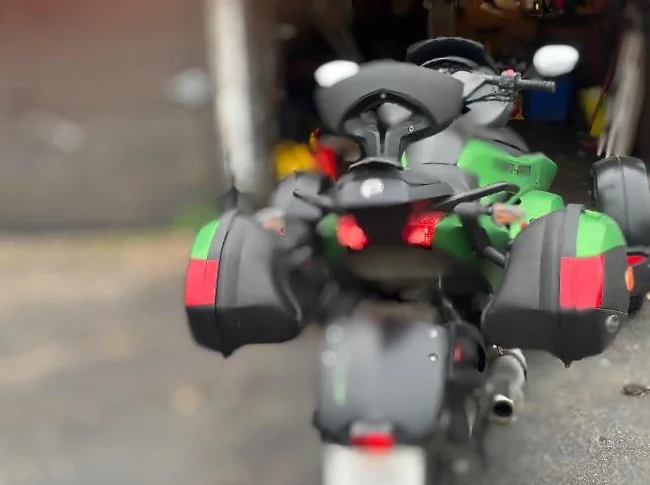 Can-am Spyder 2012 thumbnail 4