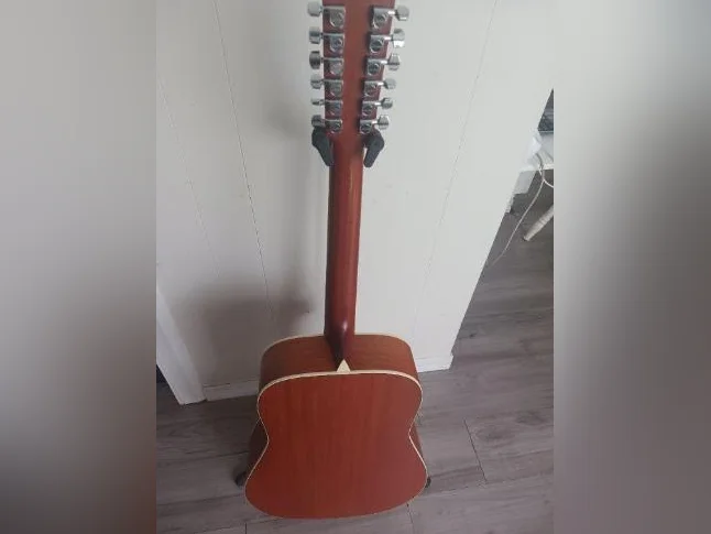 Guitare Larrivée thumbnail 4
