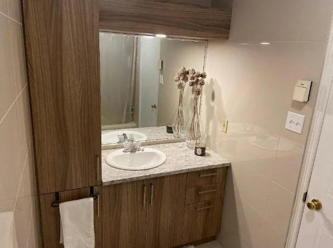 Appartement 5 1/2 à louer à Chomedey Laval thumbnail 7