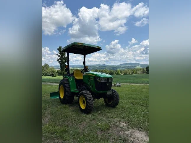 John deere 3025e thumbnail 5