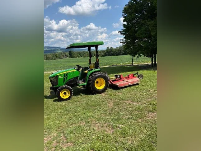 John deere 3025e thumbnail 4