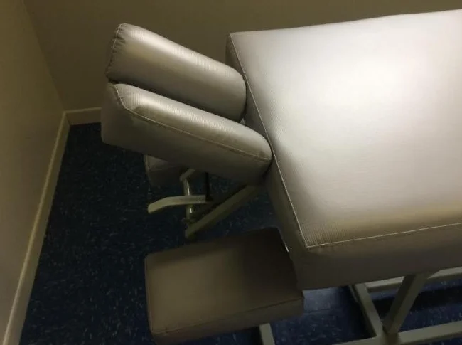 Table de massage thumbnail 3