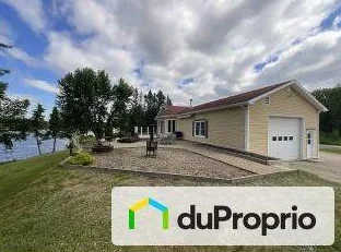 Bungalow au bord de l'eau thumbnail 2