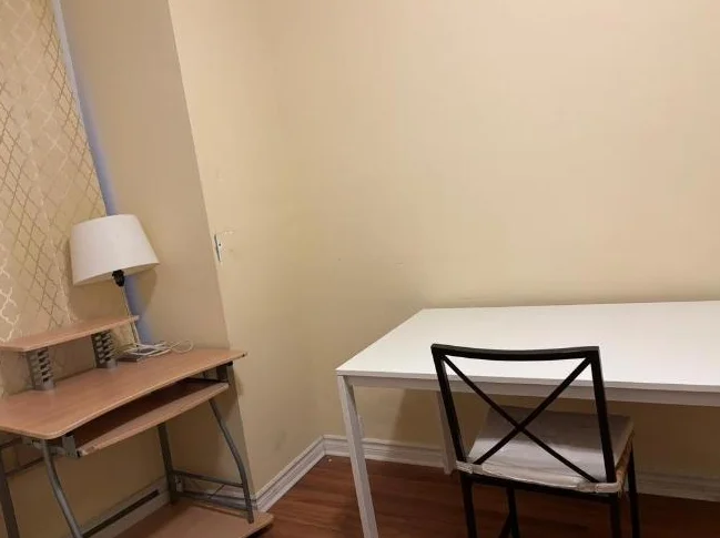 Chambre meublée pour étudiant thumbnail 6