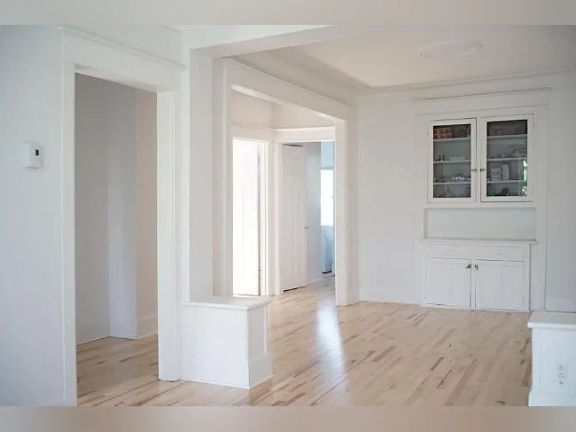 Appartement 6 1/2 très lumineux, Petite-Patrie thumbnail 3