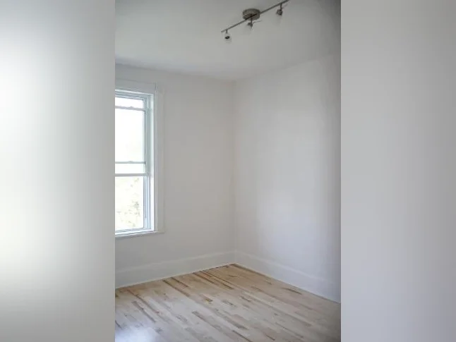 Appartement 6 1/2 très lumineux, Petite-Patrie thumbnail 6