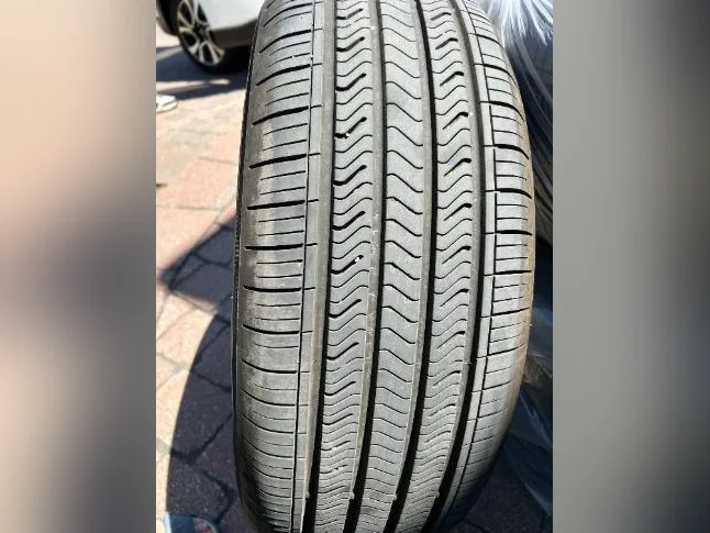 À Vendre 4 Pneus neufs « TOYO » 4 saisons thumbnail 2