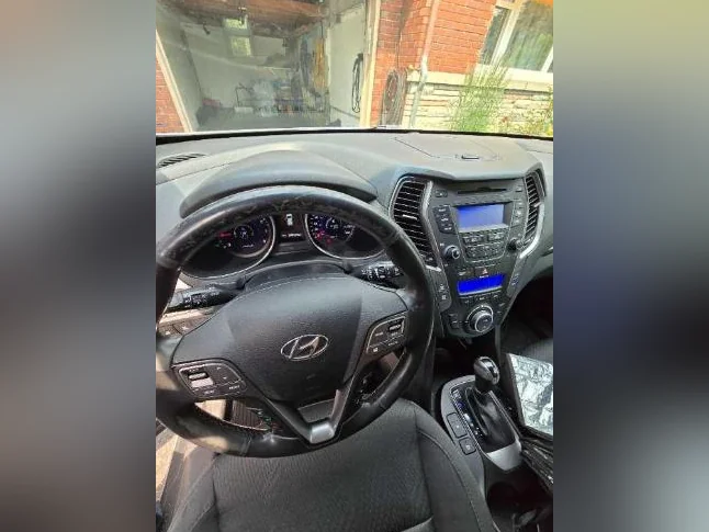 Santa Fe 2015 2.0L turbo thumbnail 4