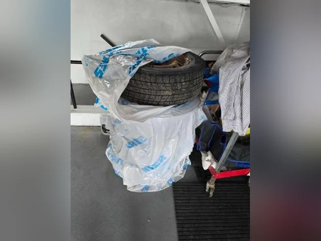 Santa Fe 2015 2.0L turbo thumbnail 9
