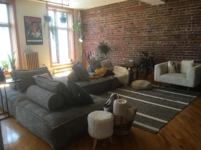 Colocation: très grand loft à partager au centre-ville thumbnail 3