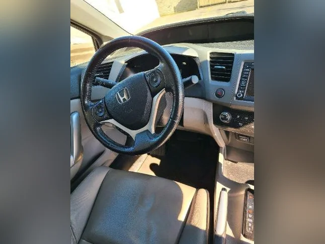 Honda Civic EX-L thumbnail 4