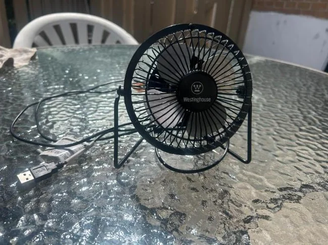 Fan de bureau westing house avec prise USB thumbnail 2