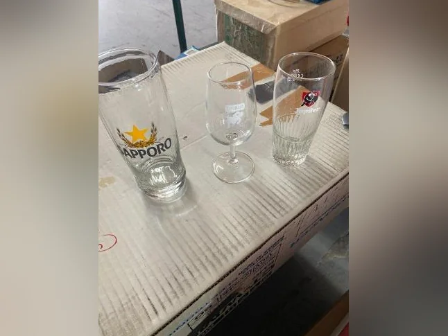 TASSES + VERRES + VERRES À VIN + CHAUDRONS + POÊLES... thumbnail 4