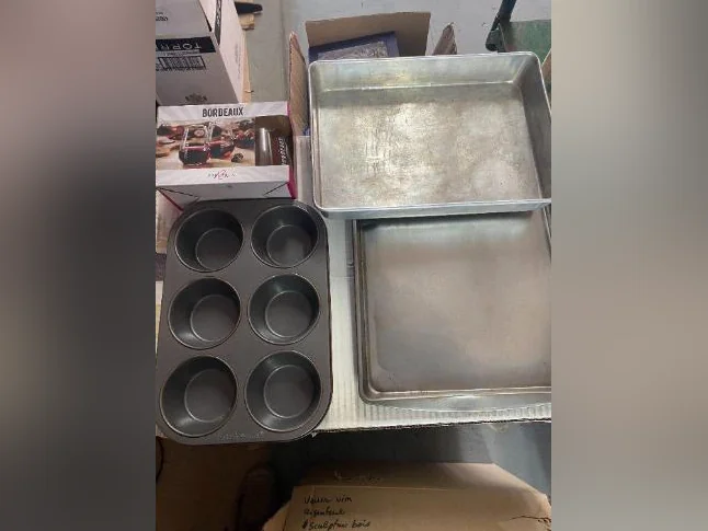 TASSES + VERRES + VERRES À VIN + CHAUDRONS + POÊLES... thumbnail 2