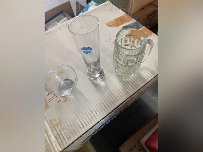 TASSES + VERRES + VERRES À VIN + CHAUDRONS + POÊLES... thumbnail 3
