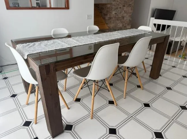 Table Structube en bois avec 6 chaises thumbnail 2