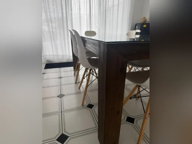 Table Structube en bois avec 6 chaises thumbnail 9