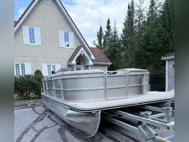 Ponton Harris cruiser 220 thumbnail 3