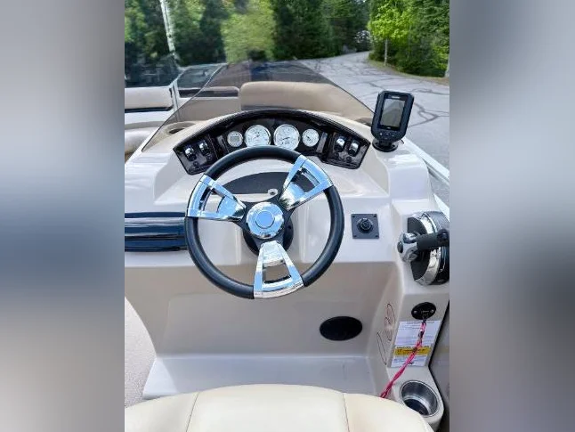 Ponton Harris cruiser 220 thumbnail 7