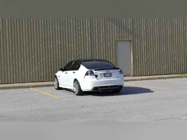 Pontiac G8 2009 thumbnail 10