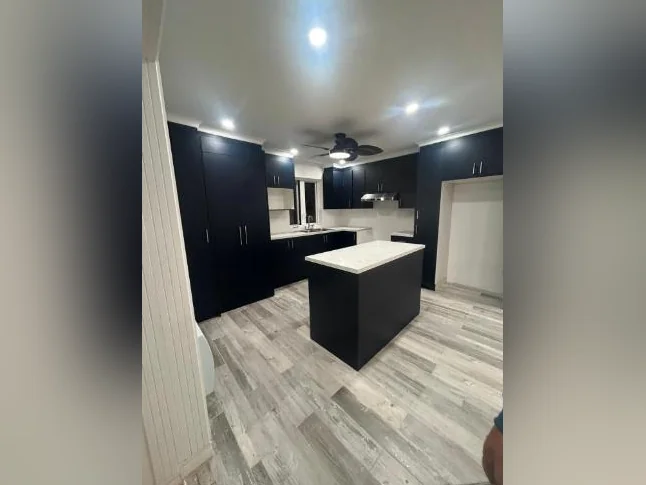 4½ 100% RÉNOVÉ-2E TRIPLEX M. H. Beaugrand- AVE BILAUDEAU, mtl-l LIBRE MAINTENANT 1450$/mois thumbnail 5