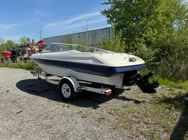 BATEAU BAYLINER 1995   21.5 PIEDS  MODEL CAPRI-2150 thumbnail 2