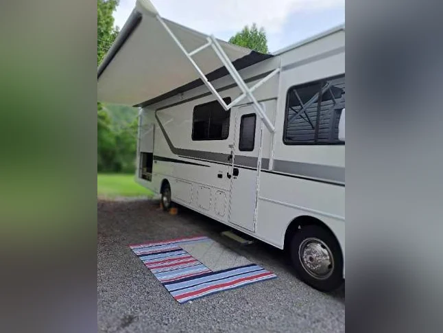 Winnebago Intent 29L, 2019, 32500 km à voir absolument thumbnail 5