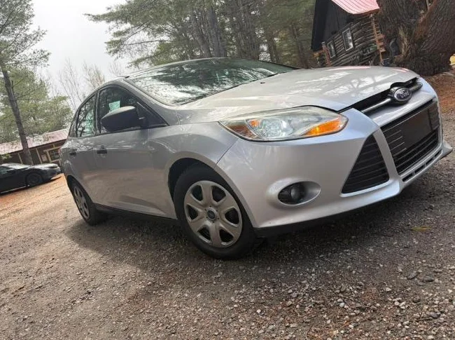 Superbe Ford Focus thumbnail 2
